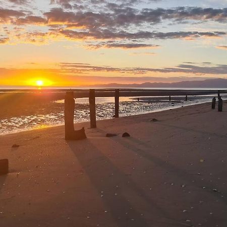 Beachfront Escape コリングウッド エクステリア 写真