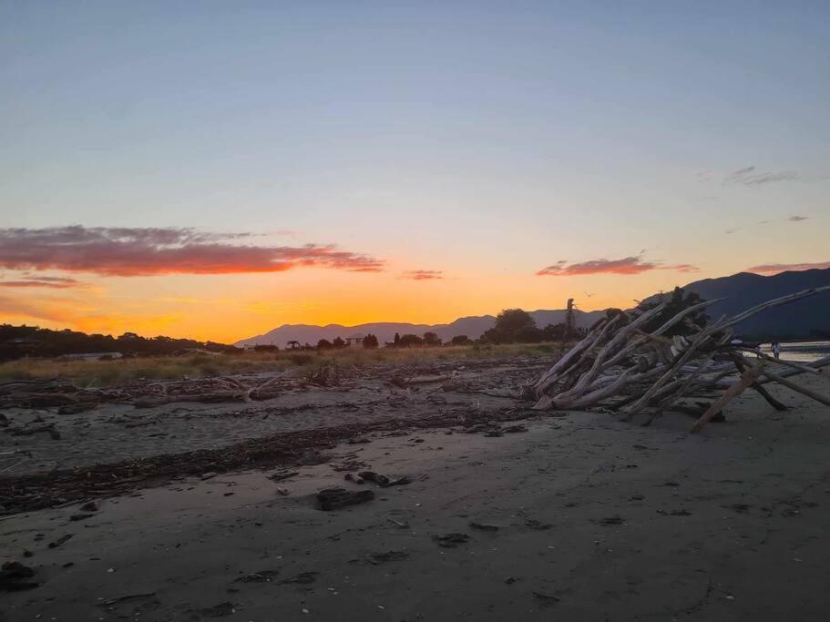 Beachfront Escape コリングウッド エクステリア 写真